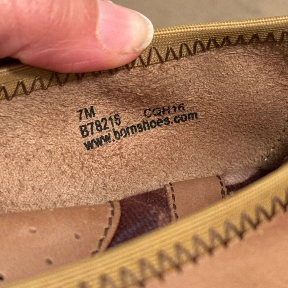 Born Women's Tan Leather Flats